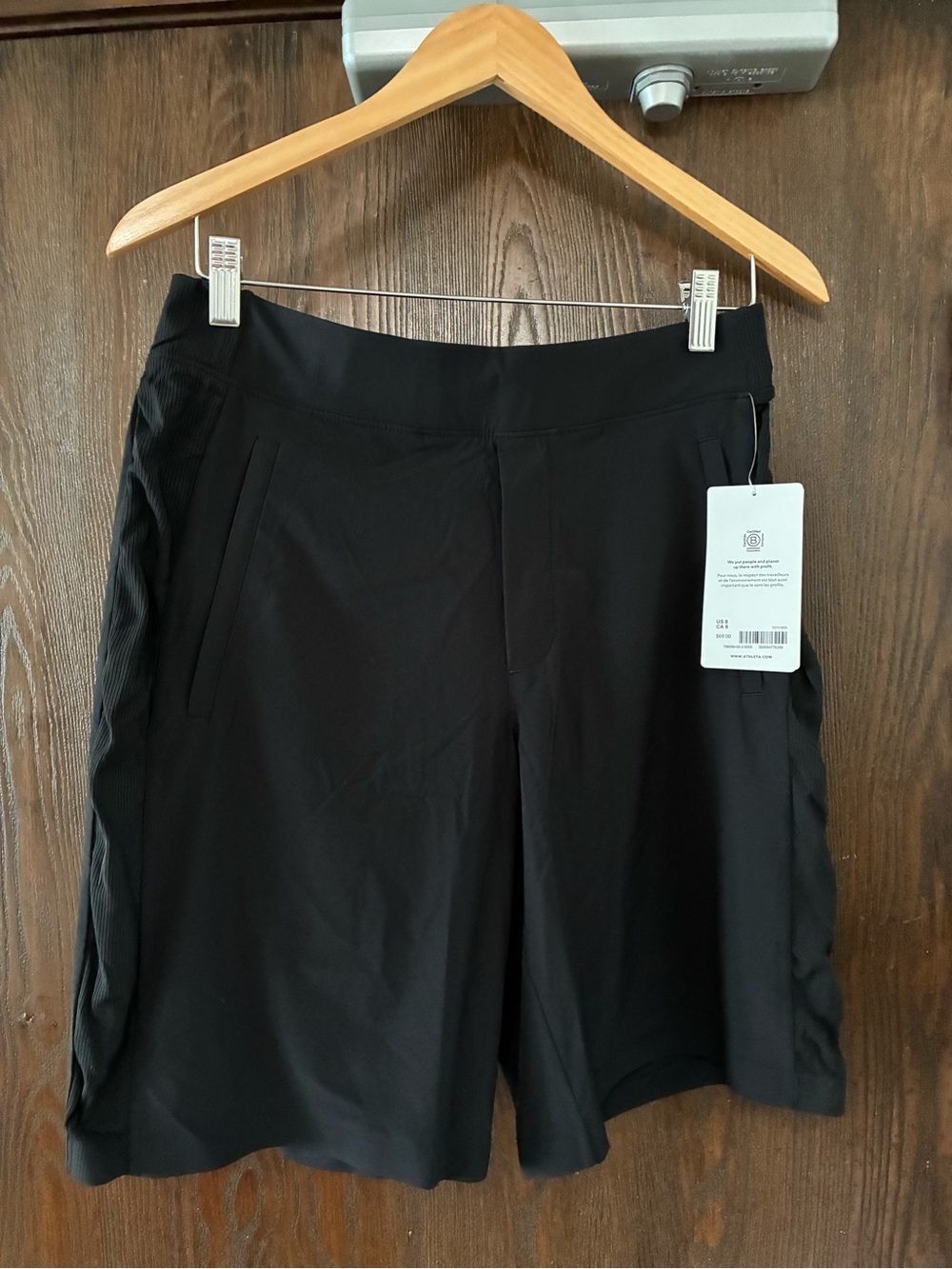 NWT Athleta Women’s Black Performance Shorts